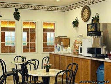 Super 8 By Wyndham Clarinda Motel Екстериор снимка